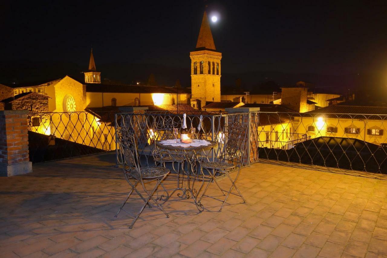 Вілла Torre Medioevale D'Uguccione Сансеполькро Екстер'єр фото
